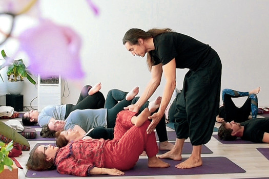 Cours Yoga, pranayama & méditation en Studio et Online